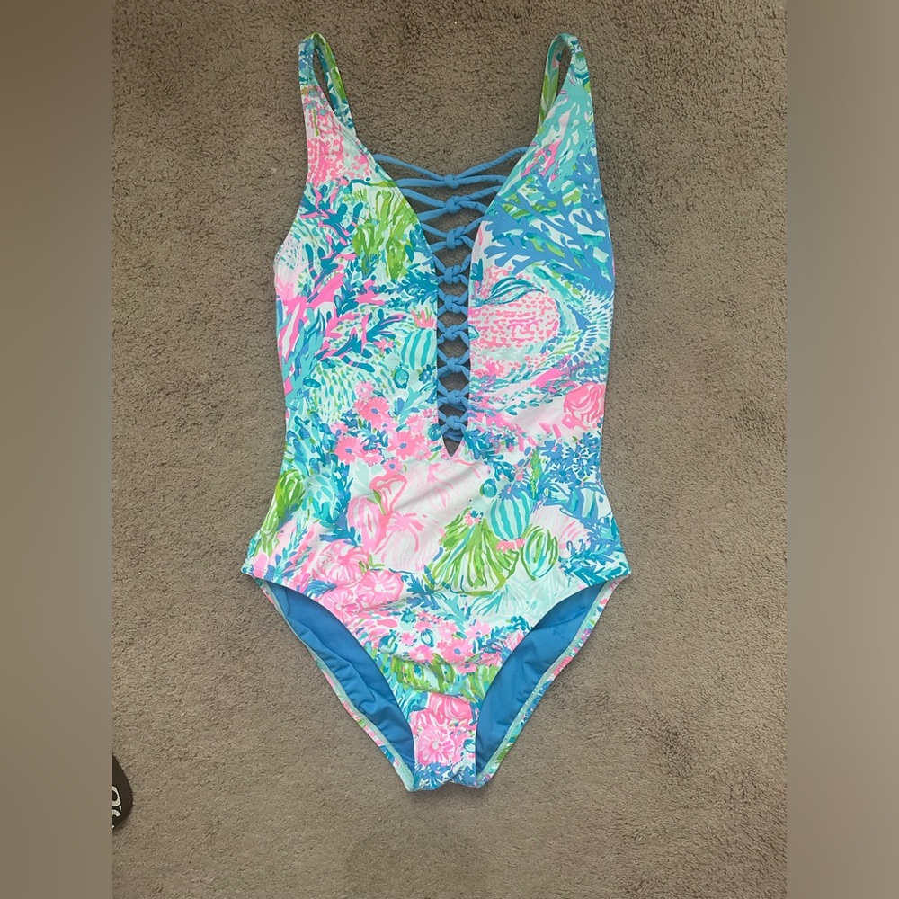 Lilly Pulitzer Isle Lattice one piece bathing suit